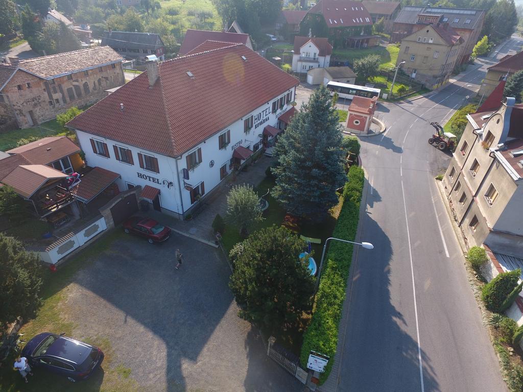 Hotel Kovarna ジェチーン エクステリア 写真